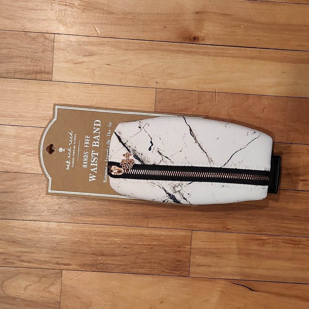 Oak and Reed small marble fanny pack